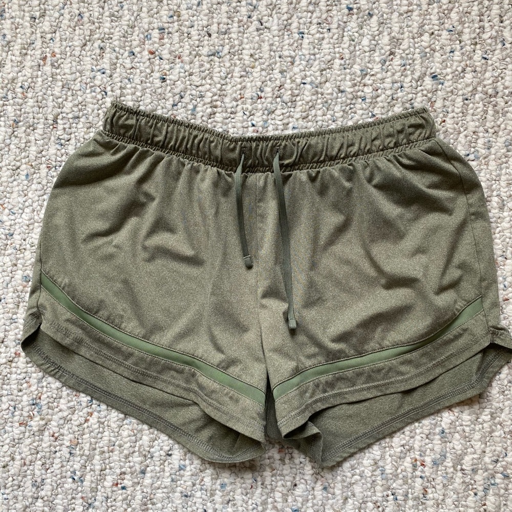 SO Women’s shorts